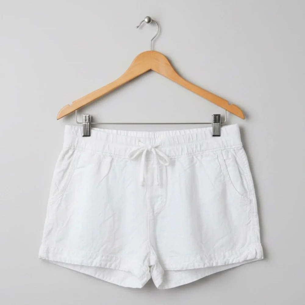 James Perse White 100% Cotton Drawstring Shorts - Women’s Size 8 / 3